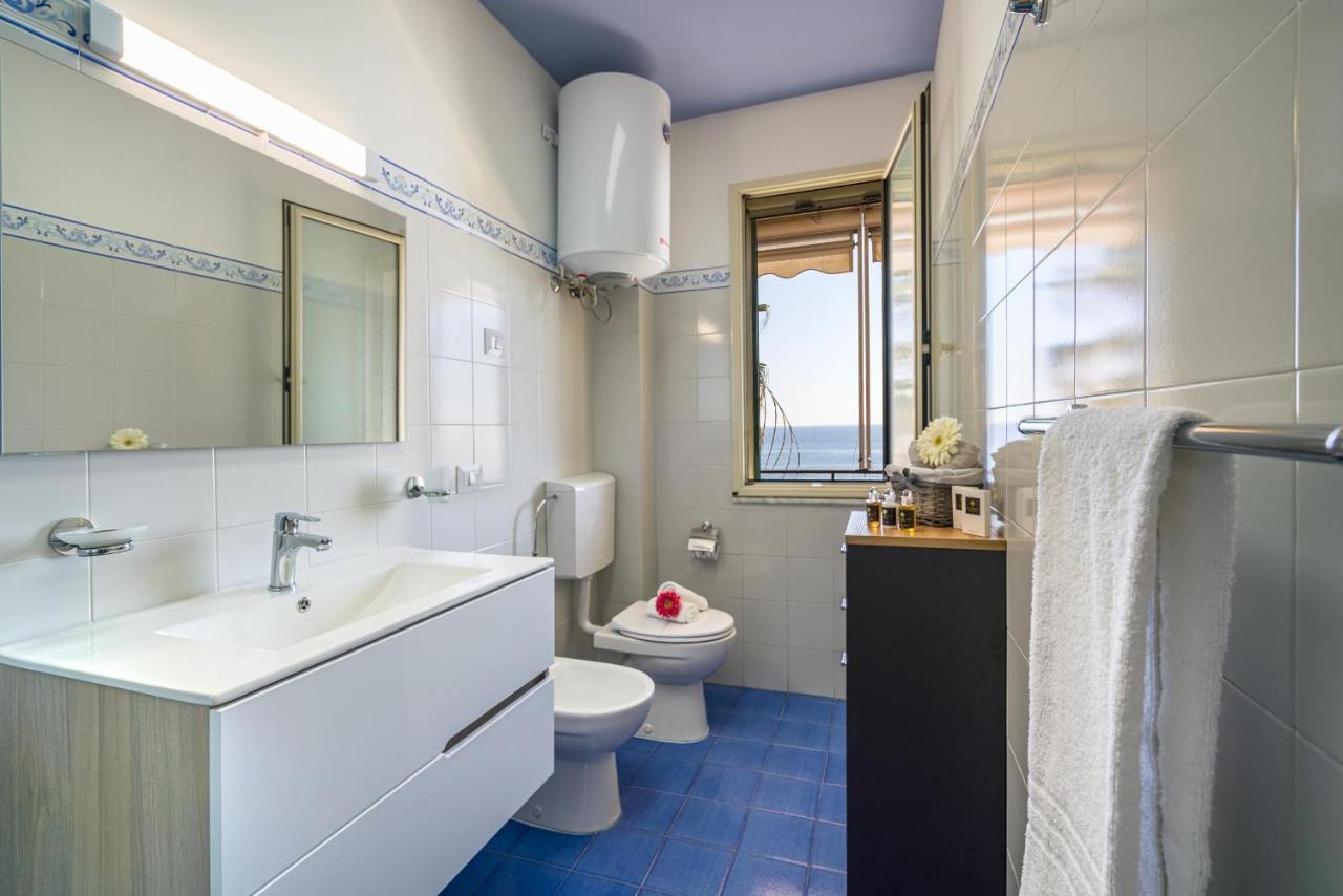 Appartamento Loft Balcone Sul Mare Letojanni Esterno foto