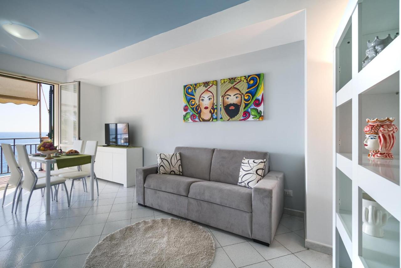 Appartamento Loft Balcone Sul Mare Letojanni Esterno foto