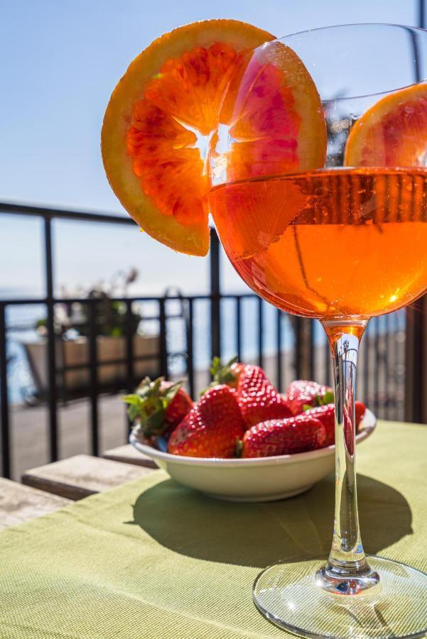 Appartamento Loft Balcone Sul Mare Letojanni Esterno foto